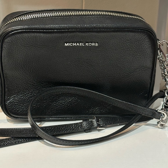 Michael Kors Ginny Leather Crossbody Bag ❤️💋 - Picture 3 of 6
